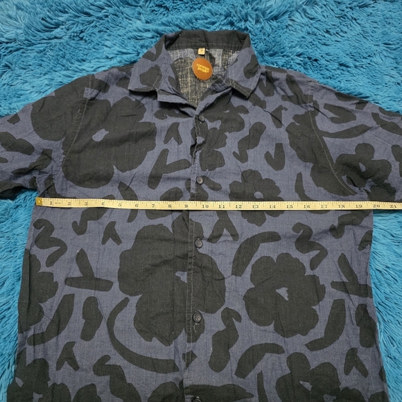 Common People Navy Blue Floral Men's Shirt Size Small - Picture 6 of 7